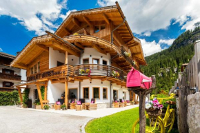 Гостиница Chalet Vites Mountain Hotel  Канацеи